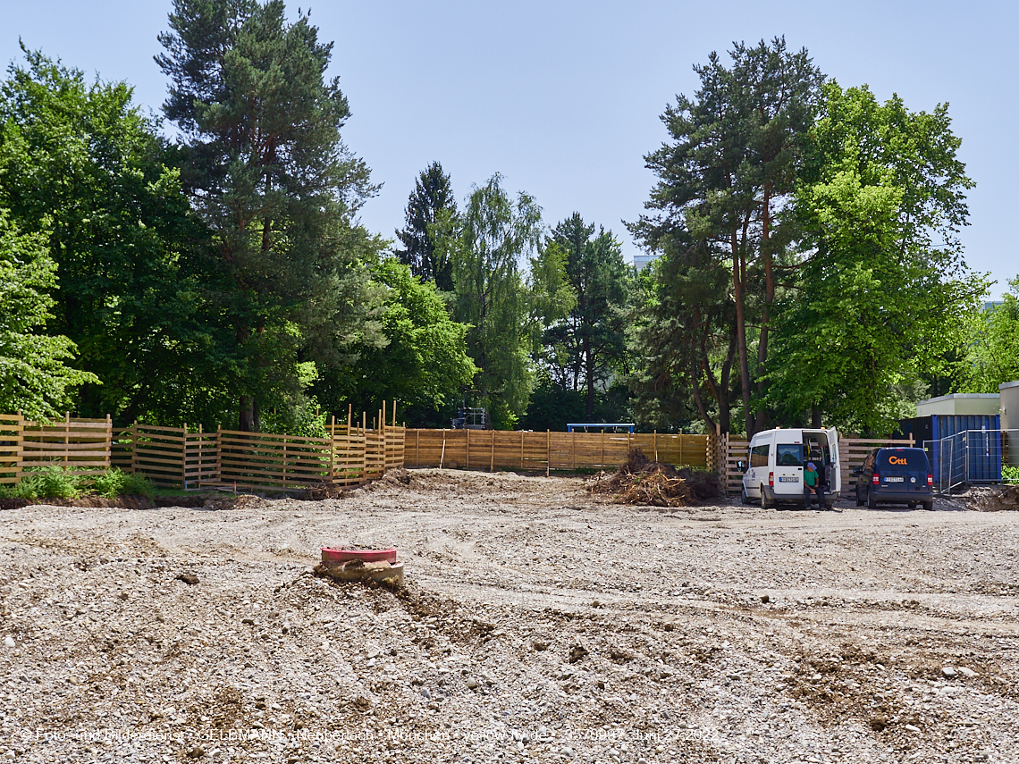 27.06.2022 - Baustelle zur Mütterberatung und Haus für Kinder
